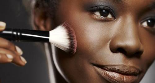 Maquiagem para pele negra | Curso gratuito na eduK